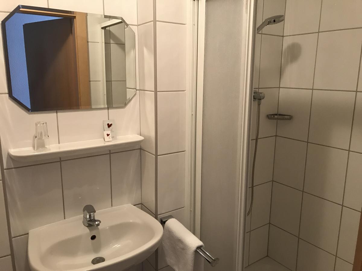 Gasthof "Zur Kanne" Markt Sankt Florian Exteriör bild