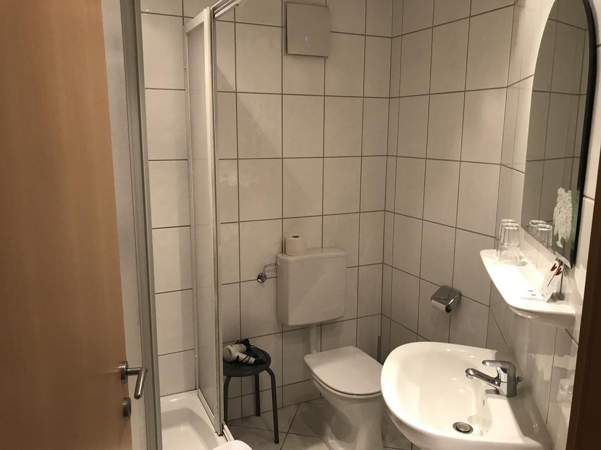 Gasthof "Zur Kanne" Markt Sankt Florian Exteriör bild